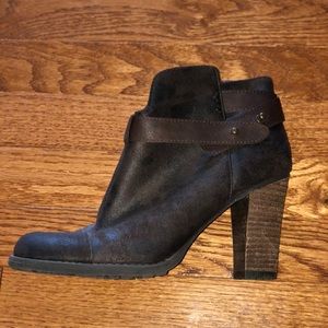 Crown Vintage brown heeled ankle boots